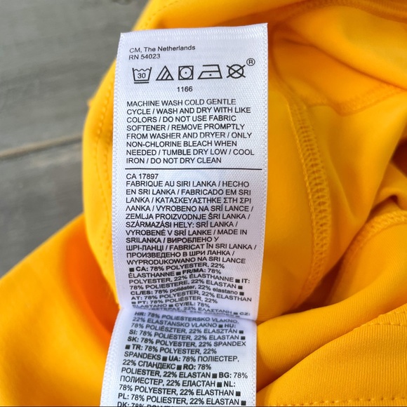 NWT Athleta Ultimate Stash II Capri Calf Length w Pockets “Golden Spark” Yellow - Picture 10 of 15